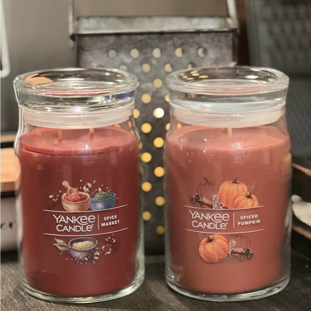 Two Yankee Candle, Spiced Pumpkin and Spice Market